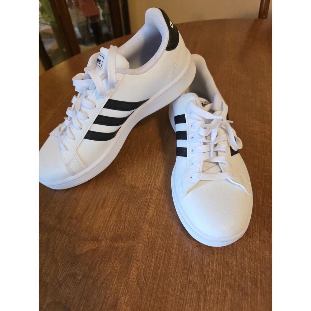 adidas Grand Court Sneakers Womens 8 Shoes White Black Stripe Worn once